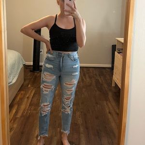 American Eagle distressed jeans!